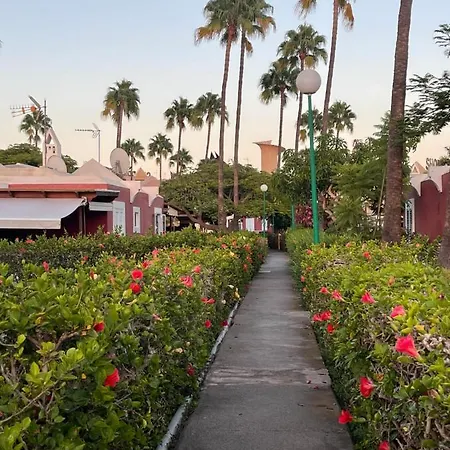 Casita Roja 아파트 *